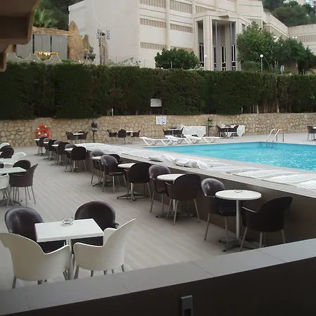 מלון Mont-park 3*