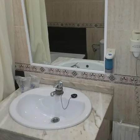 Mont-park מלון 3*