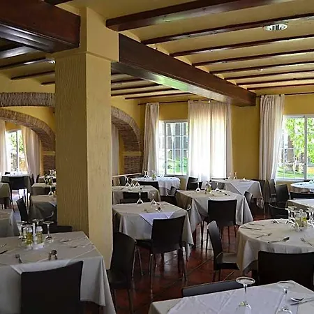 فندق Mont-park 3*
