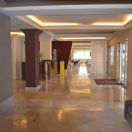 Ξενοδοχείο Mont-park 3*