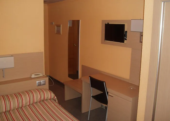 Ξενοδοχείο Mont-park 3*